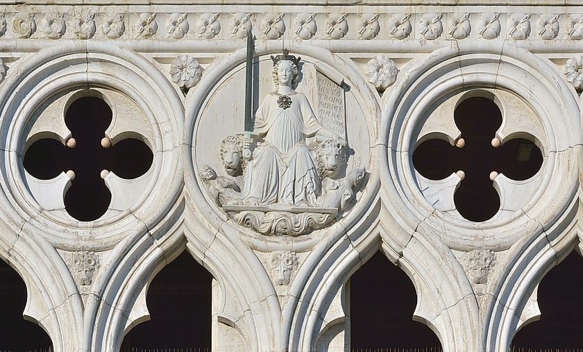 Immagine di Giustizia, palazzo Ducale