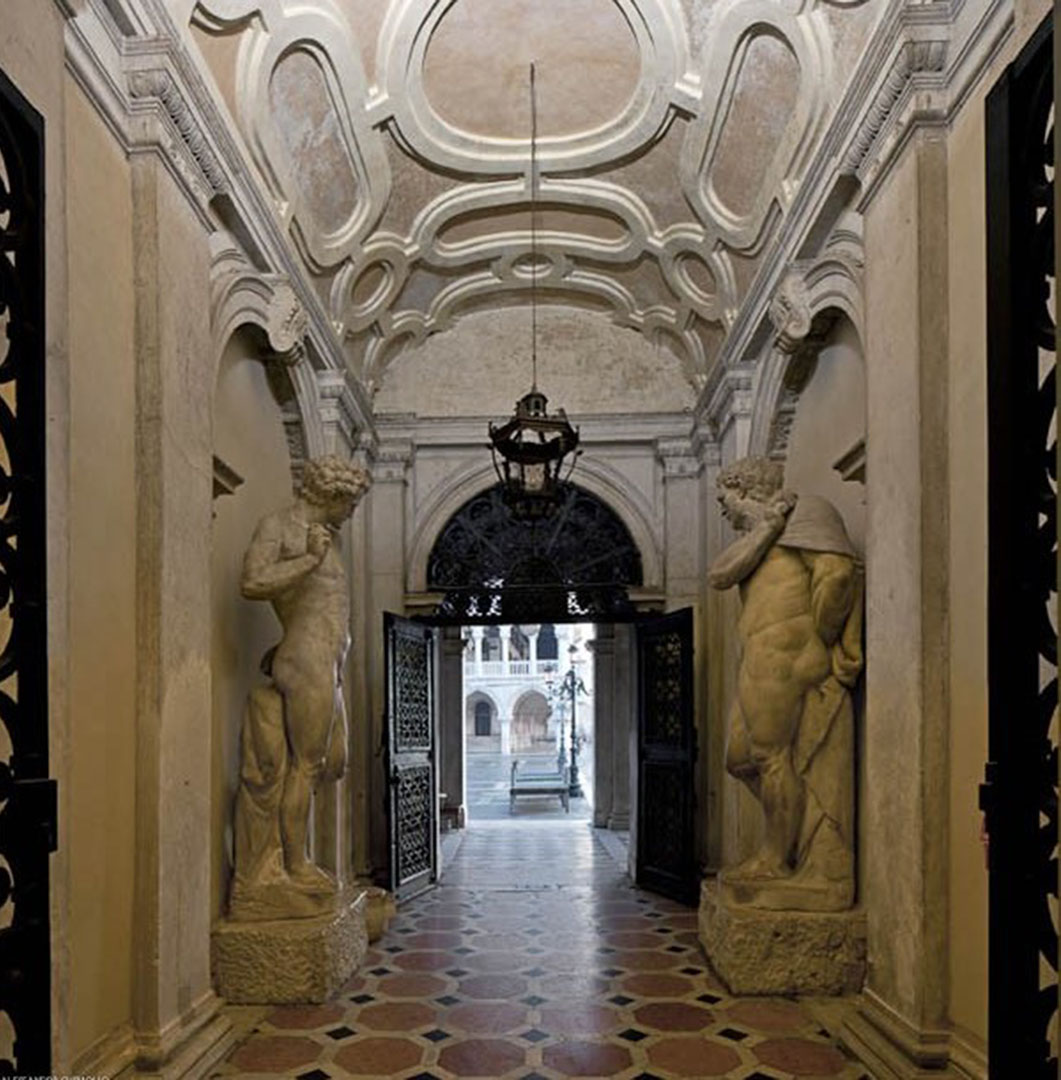 APERTURA STRAORDINARIA SERALE 8 NOVEMBRE